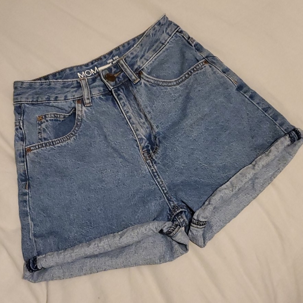 Mom jeans shorts